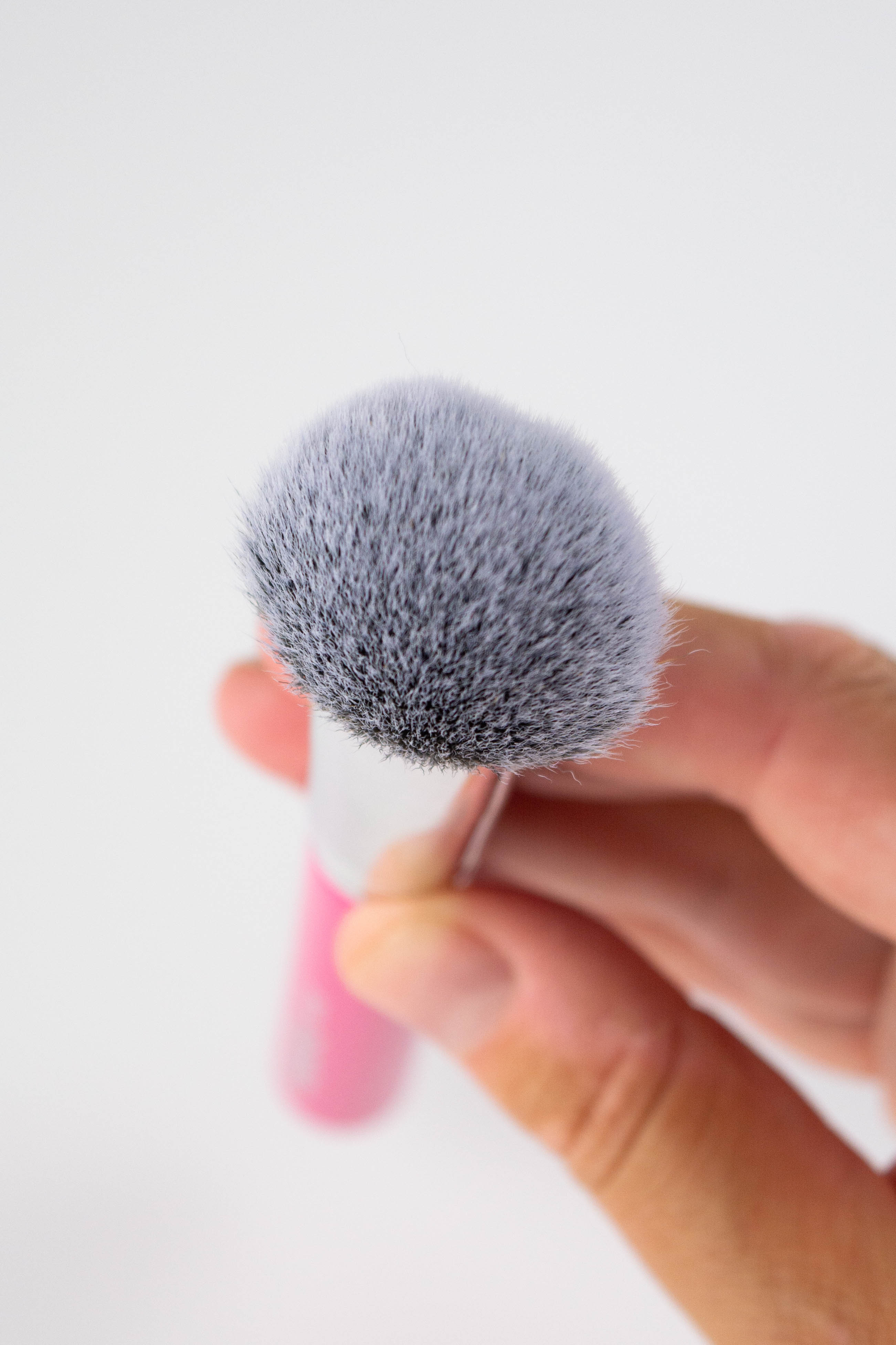 PC04 Large Face Brush