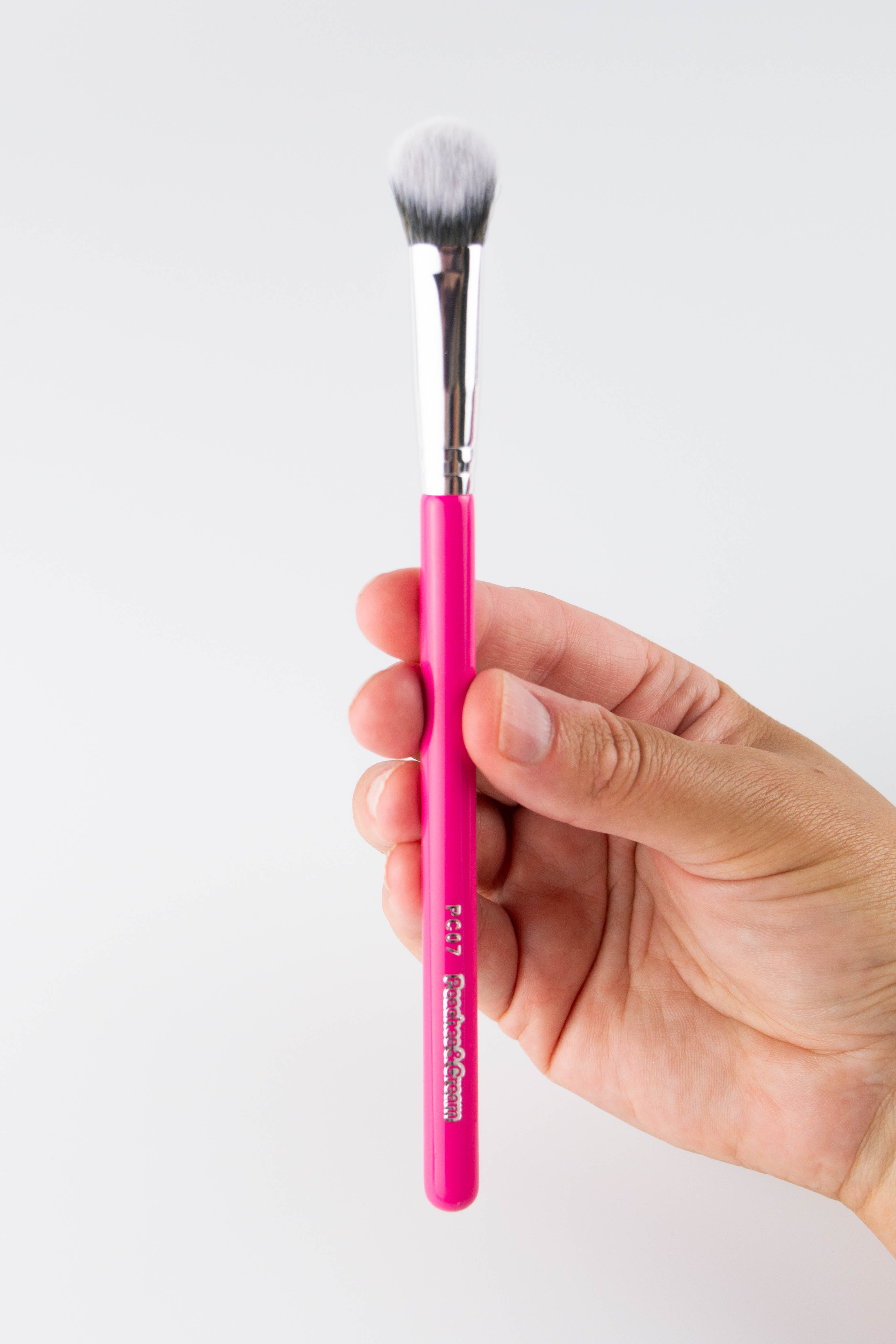 PC07 Mini Angled Concealer Brush