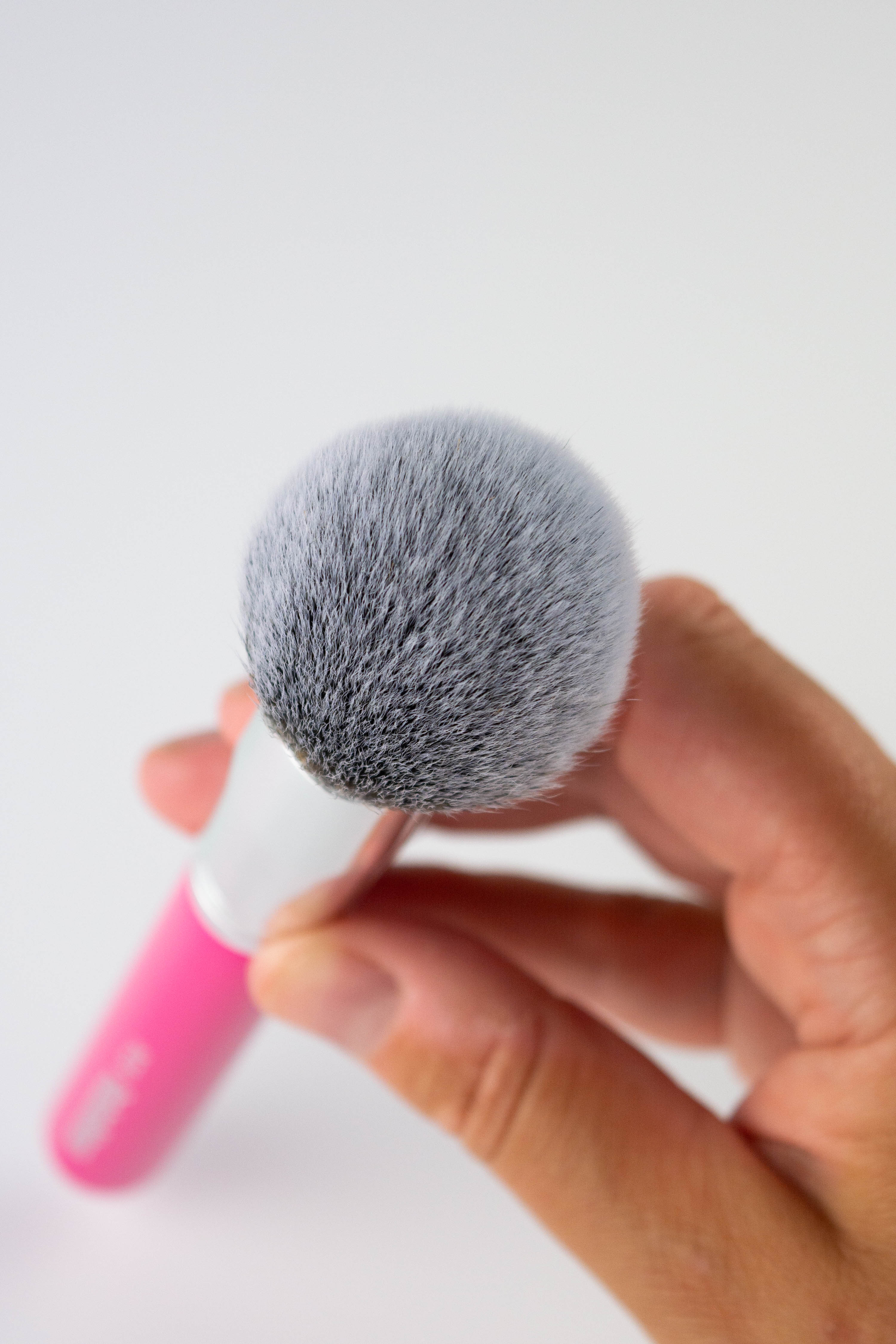 PC24 Large Powder Brush