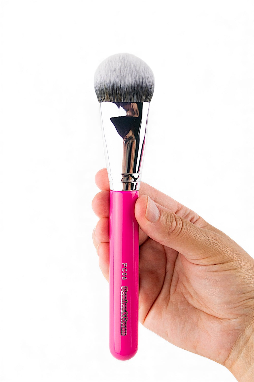 PC06 Wide Flat Foundation Brush