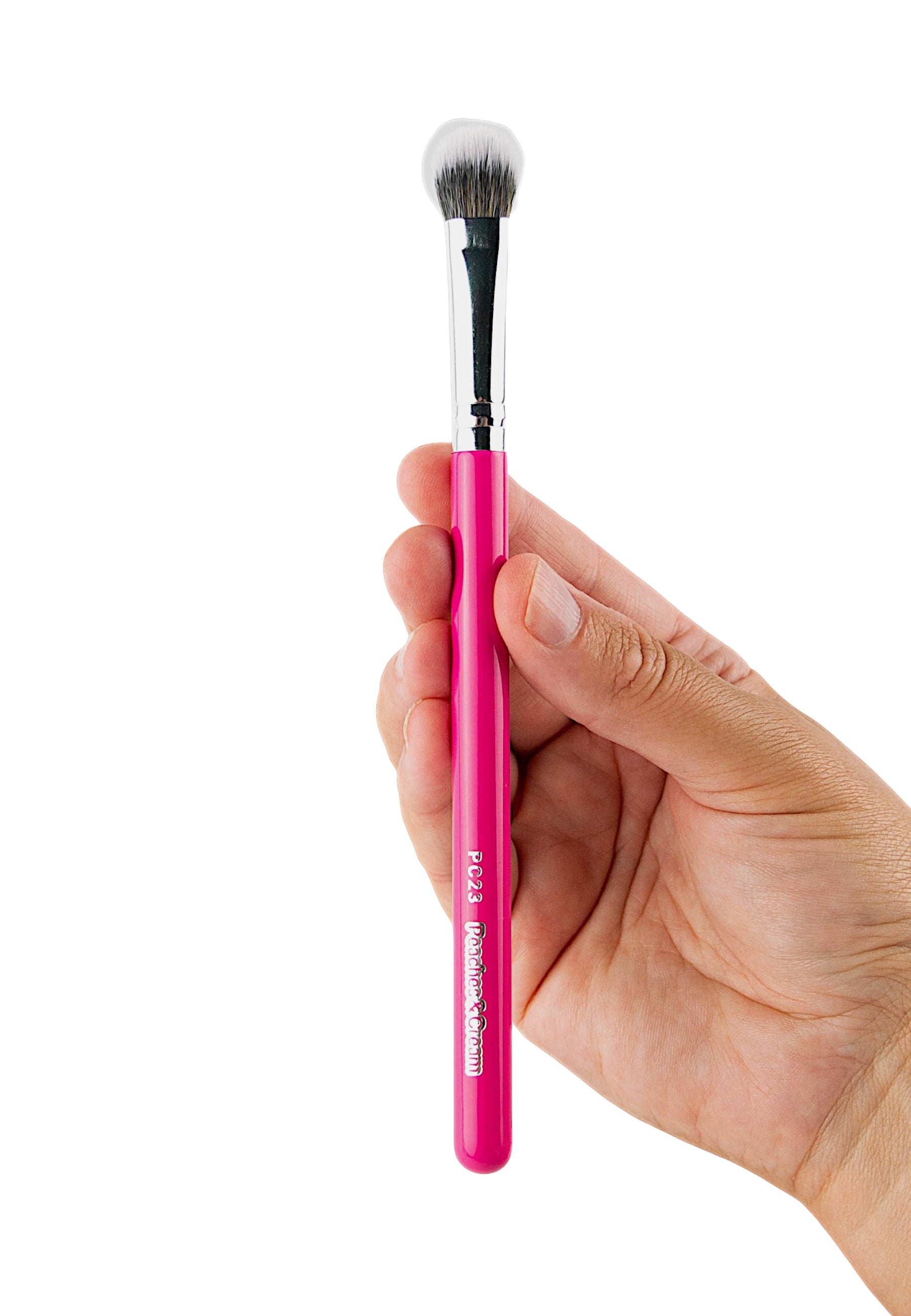 PC23 Large Eyeshadow Brush