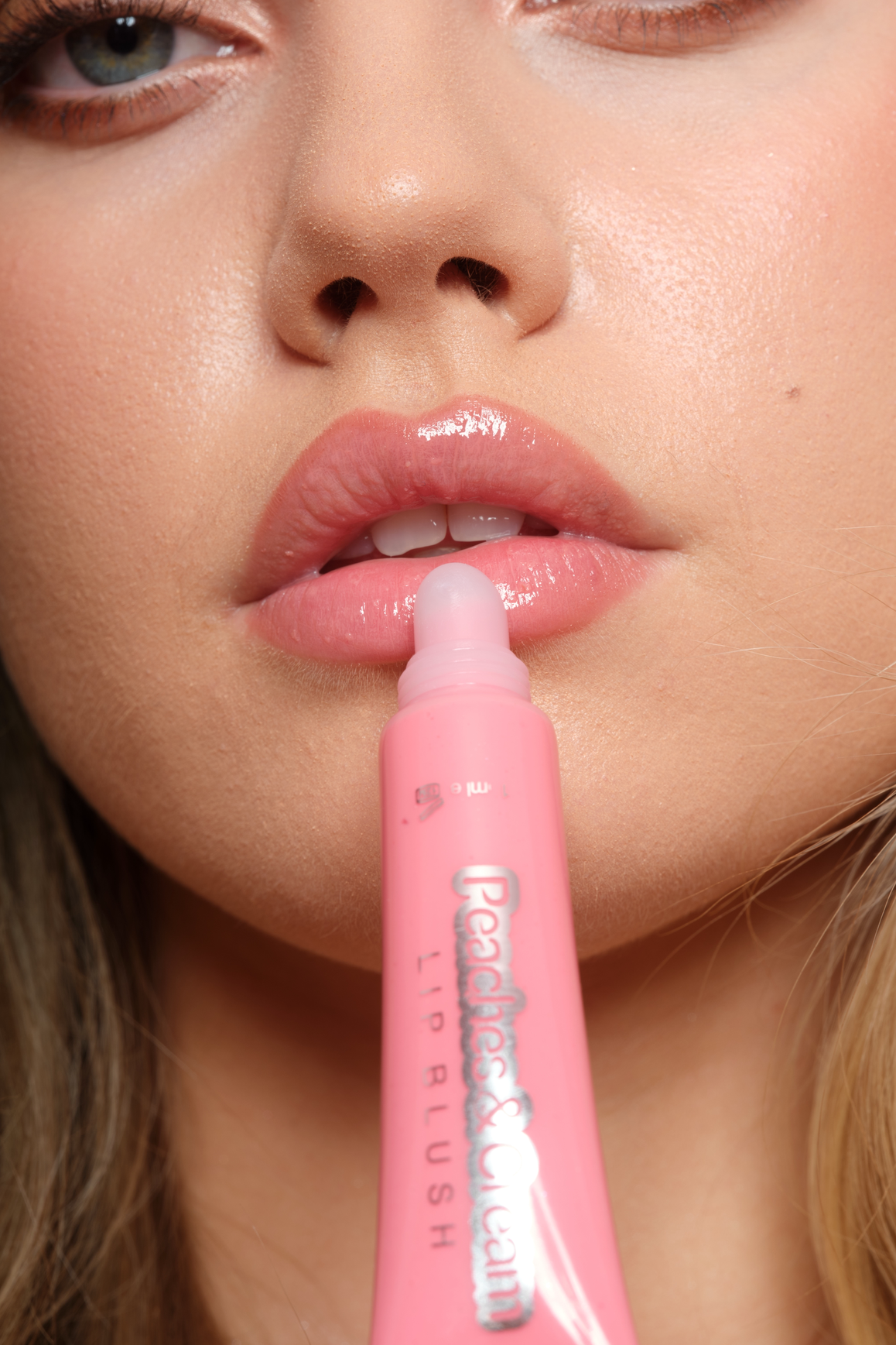Sakura - baby pink lipgloss
