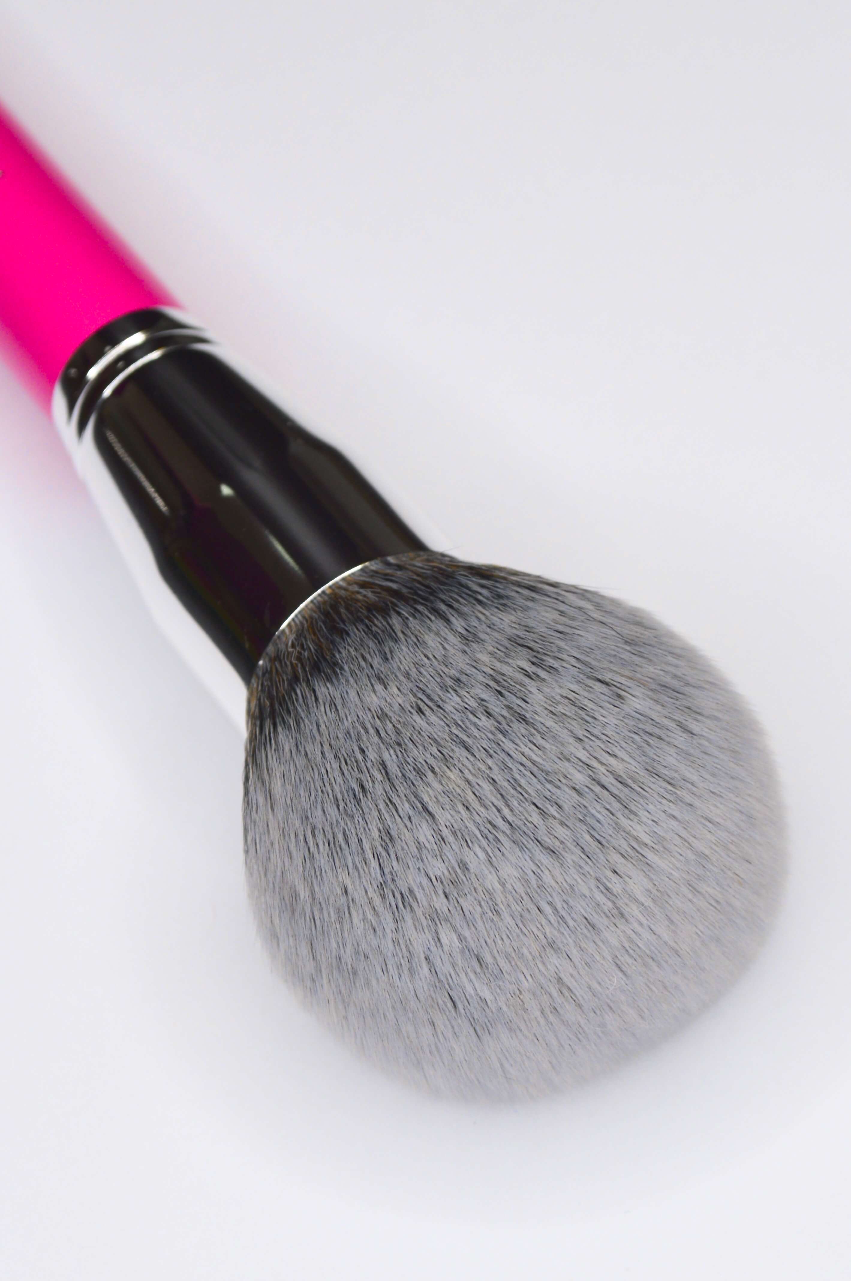 PC48 Face & Body Brush