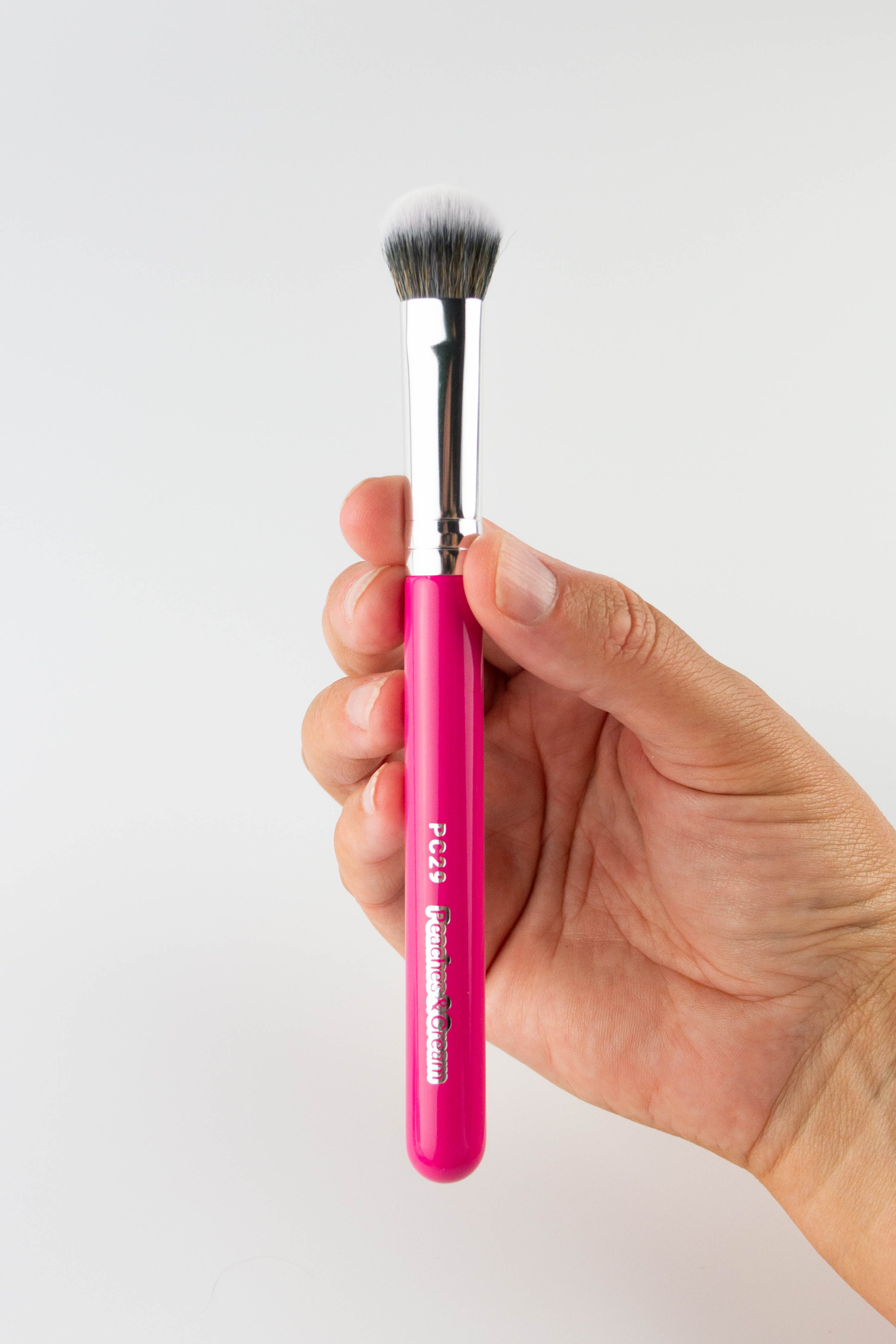PC29 Dense Contour Brush