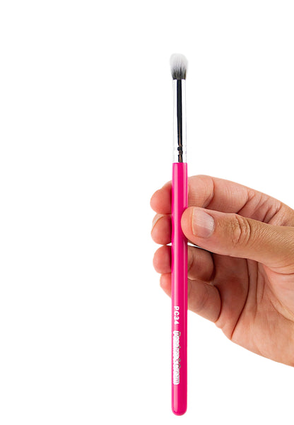 PC34 Tapered Crease Brush
