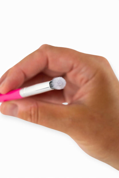 PC34 Tapered Crease Brush