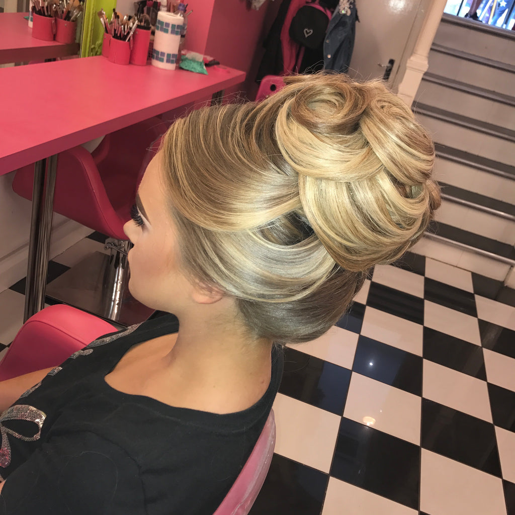 Makeup Salon Liverpool Peaches & Cream