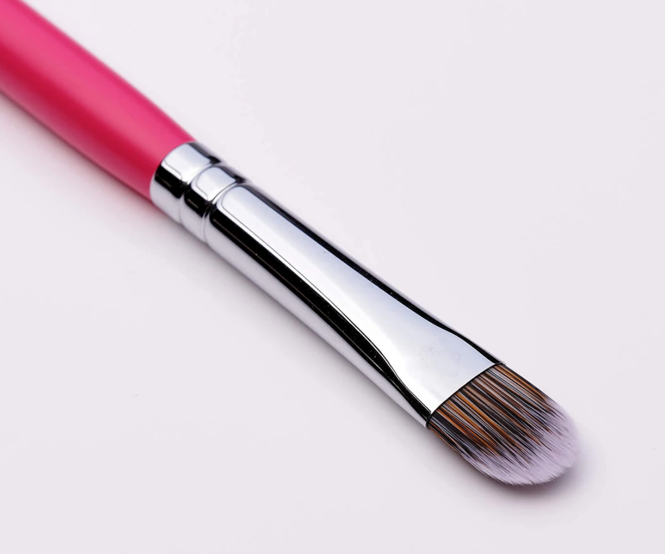 PC36 Large Flat Concealer Brush