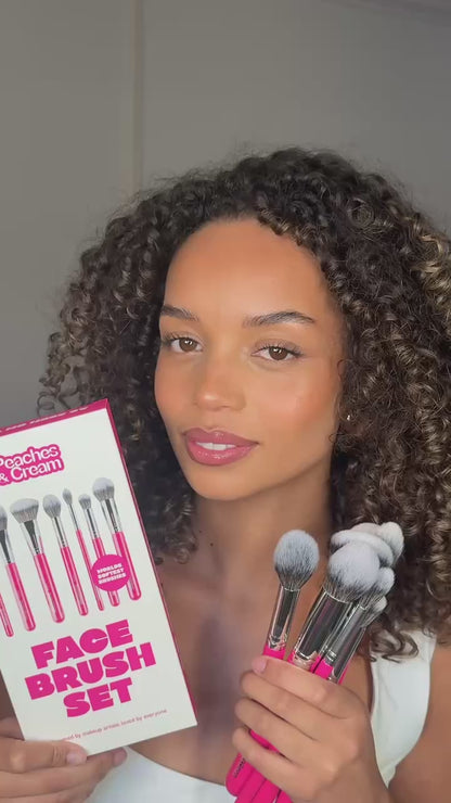 Essential Face Brush Set