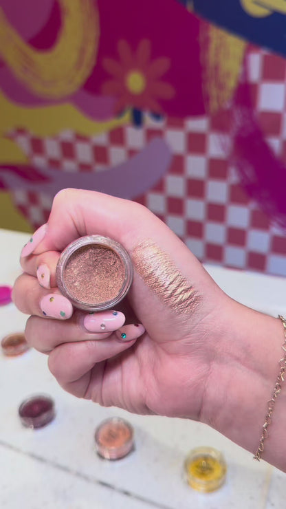 Peached Loose Eyeshadow Pigment