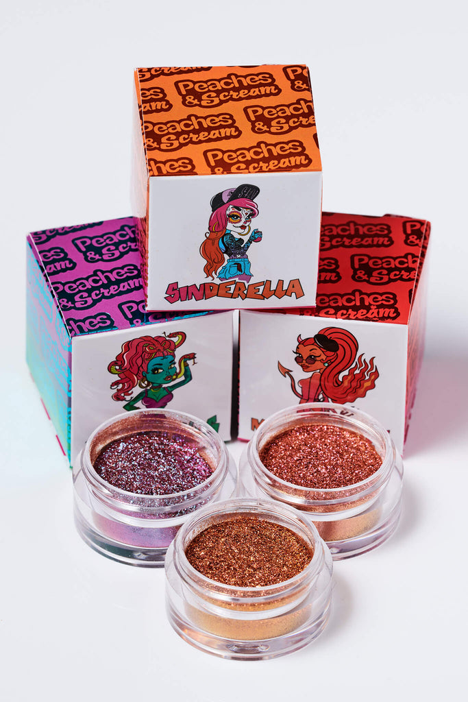 Trick Or Trio eyeshadow pigment set with packaging 